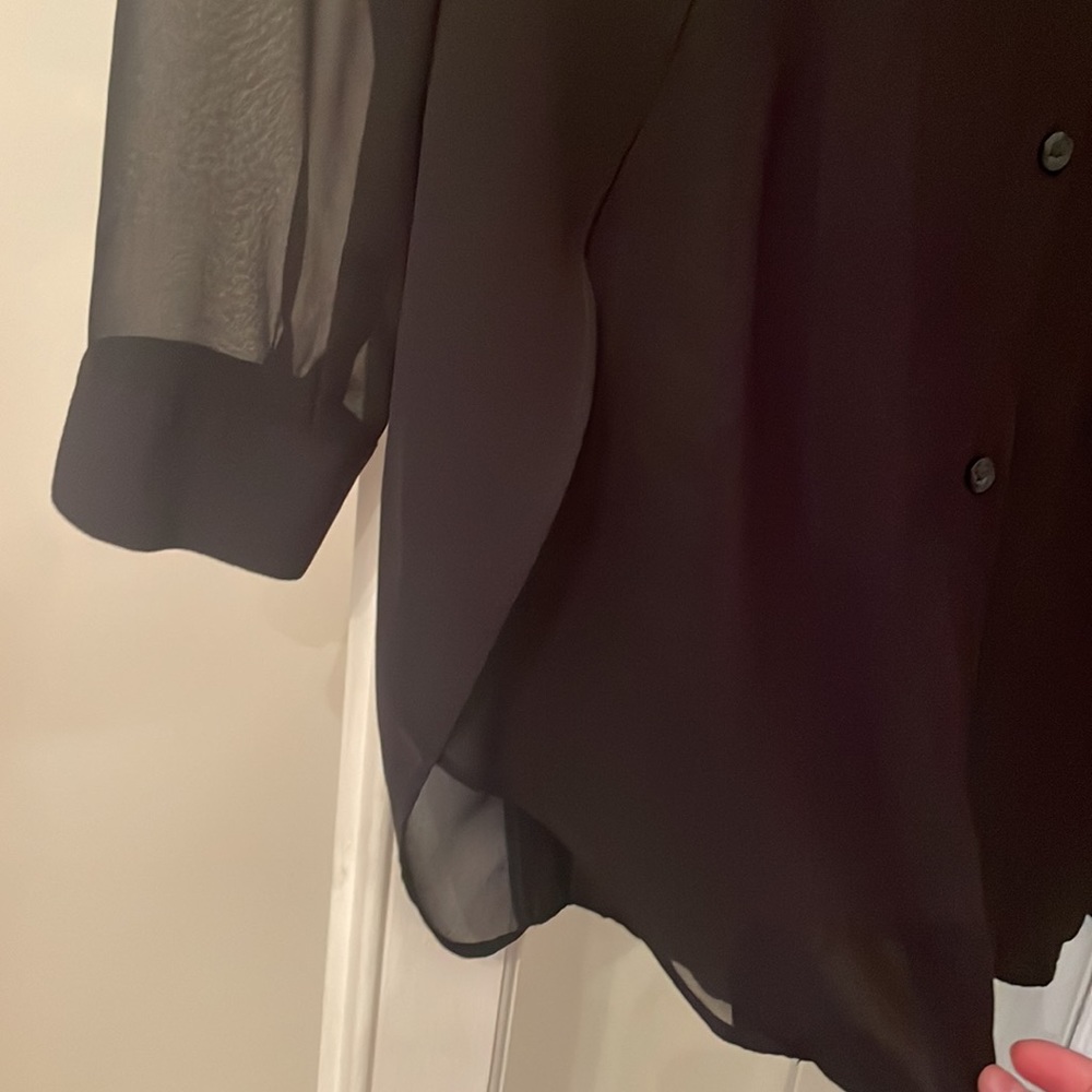 BCBG Generation Black Semi Sheer Tunic Length Button Up Blouse Medium - Picture 4 of 6